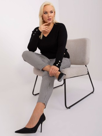 Hurt Czarny klasyczny sweter plus size z dekoltem V