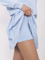 Jasnoniebieski damski komplet z bluzą bez kaptura