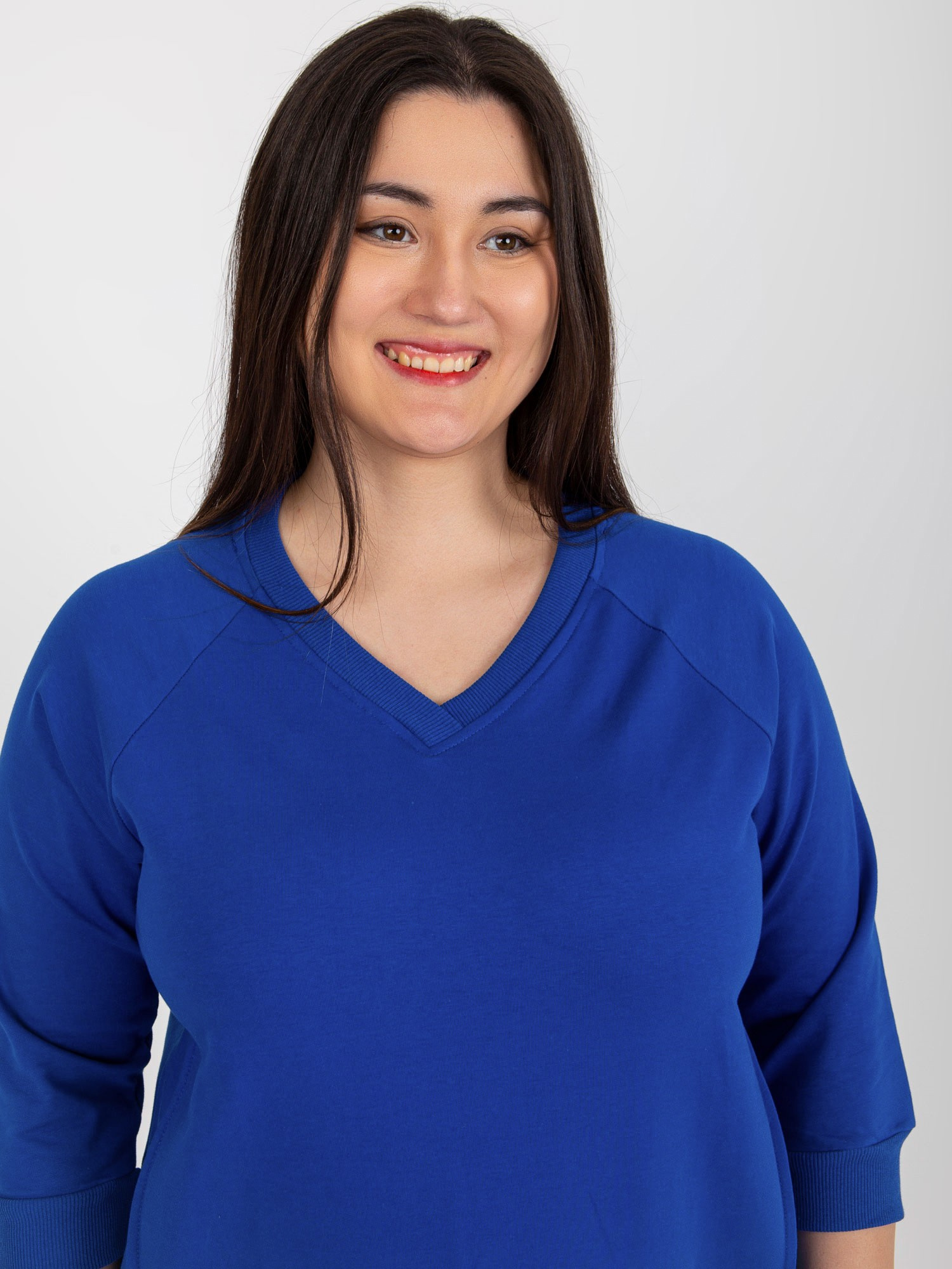 Kobaltowa mini sukienka plus size z rękawem 3/4