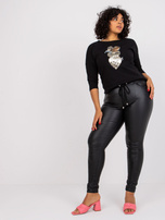 Czarna bluzka plus size bawełniana z nadrukiem Sammy