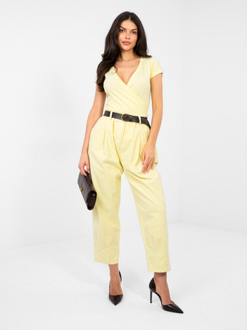 Pastelowe żółte damskie spodnie carrot z sztruksu