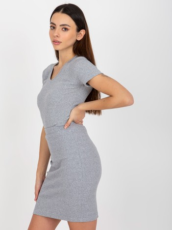 Hurt Szara prążkowana bluzka basic z dekoltem w serek