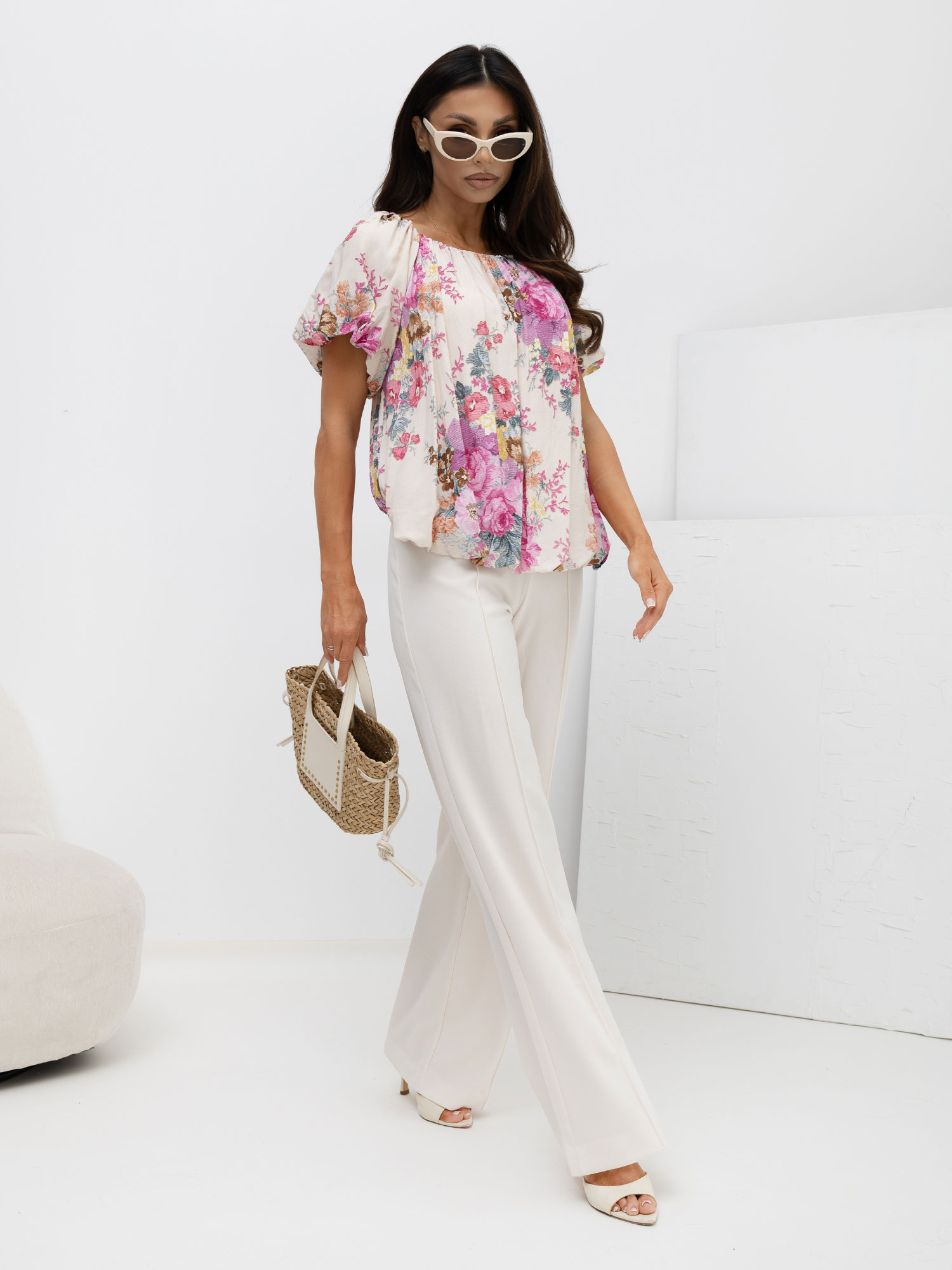 Różowa elegancka bluzka typu bombka 