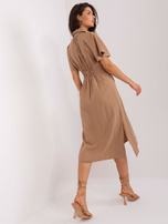 Hurtownia Camelowa midi sukienka szmizjerka ZULUNA