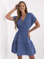 Brudnoniebieska muślinowa sukienka z krótkim rękawem