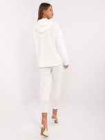 Hurt Ecru damska bluza z kapturem i złotymi broszkami