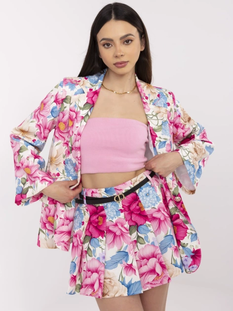 Ecru-niebieski komplet z marynarką o kroju kimono