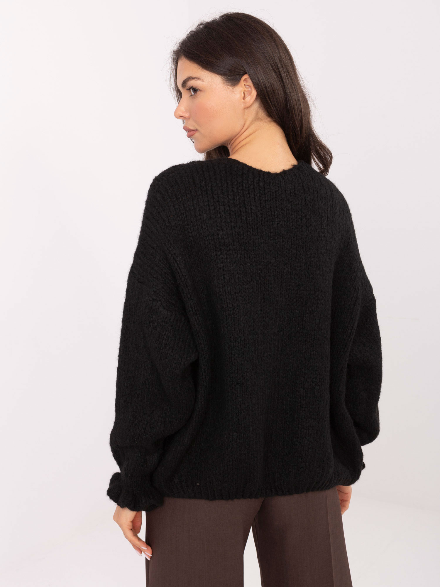 Sweter czarny