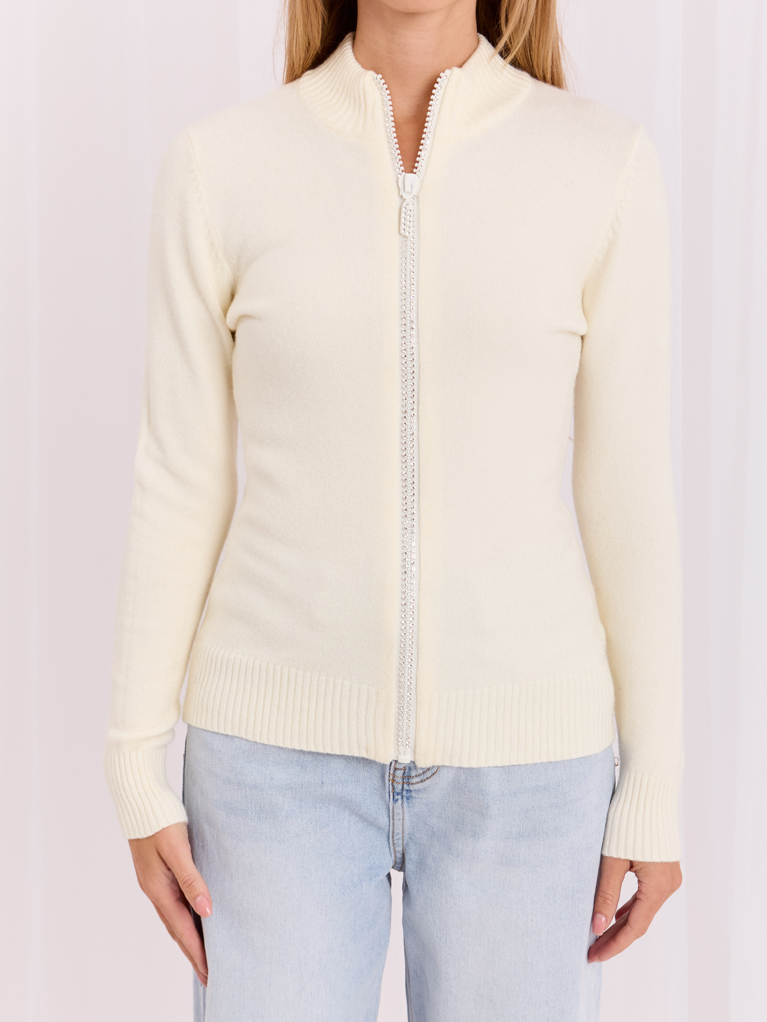 Sweter ecru