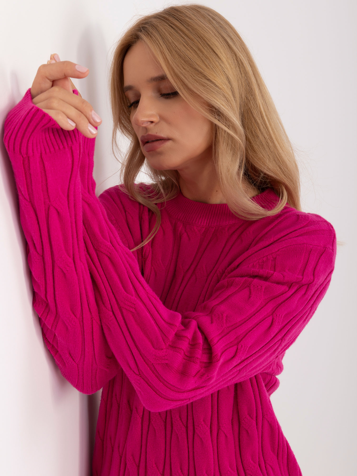 Sweter fuksjowy