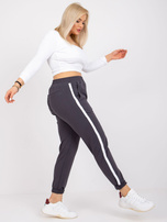 Grafitowe spodnie dresowe plus size damskie Kairi