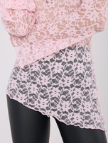 Jasnoróżowa koronkowa bluzka z długim rękawem