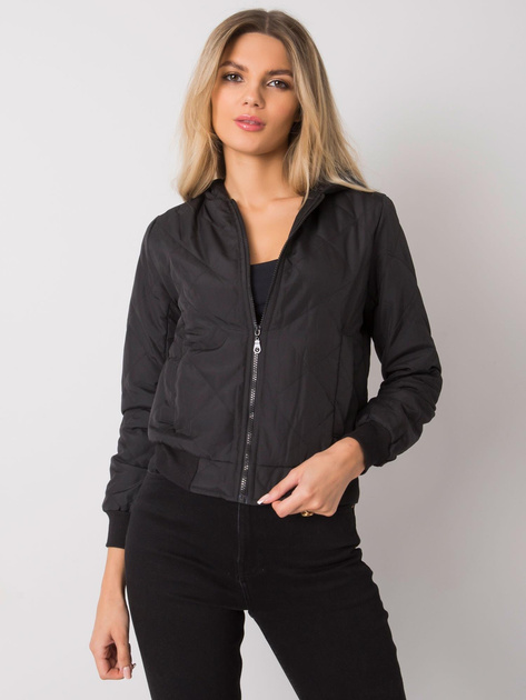 Czarna pikowana kurtka z kapturem Larah