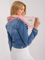 Hurt Jasnoróżowa damska chusta w kwiatowy wzór