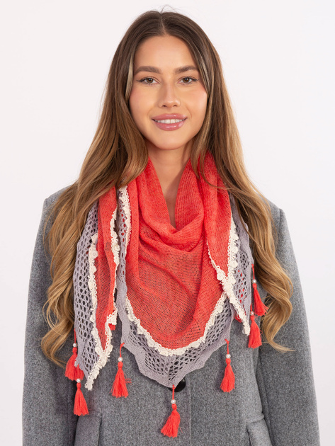 Koralowa trójkątna chusta z koronką