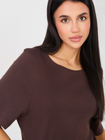 Czekoladowy t-shirt basic z okrągłym dekoltem RUE PARIS