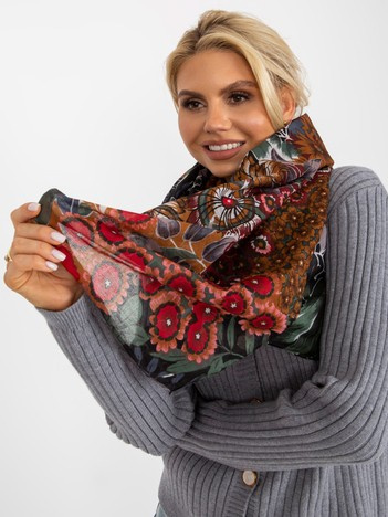 Hurtownia Czarna wzorzysta chusta z bawełny