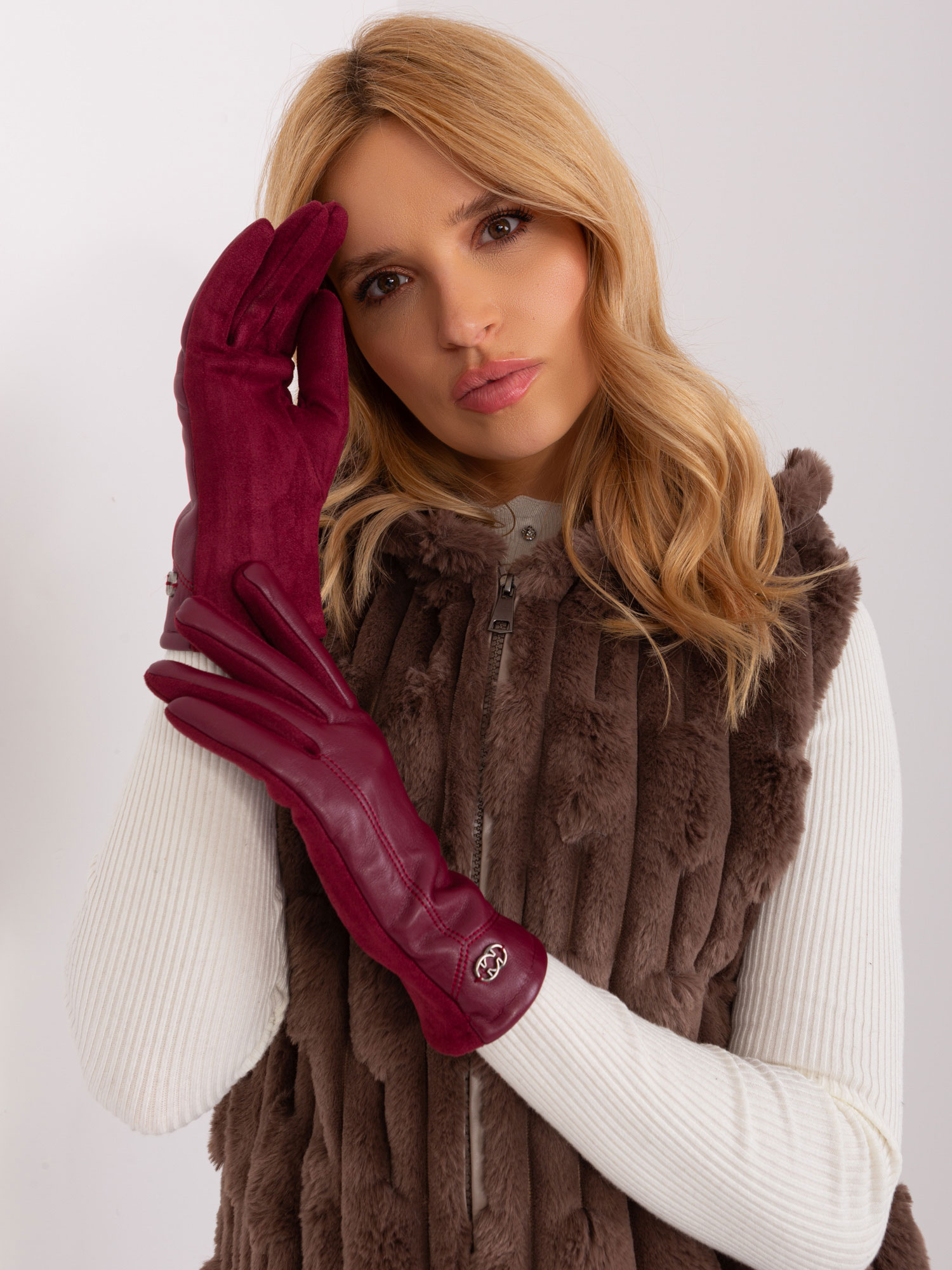 Großhandel Bordeaux-Handschuhe mit Touch-Funktion.