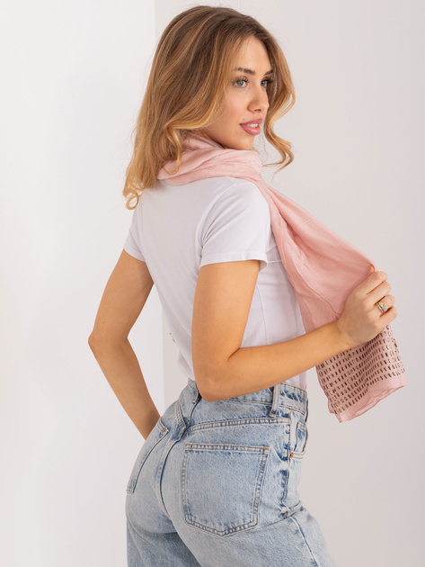 Hurt Jasnoróżowa długa chusta damska z aplikacją