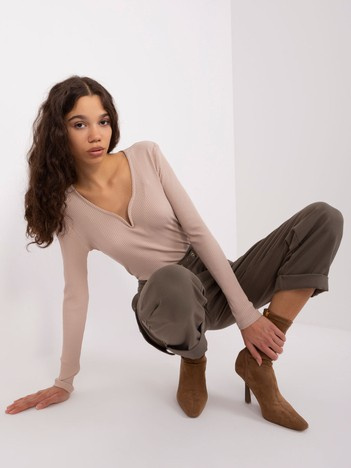 Hurt Beżowa bluzka z usztywnianym dekoltem BASIC FEEL GOOD