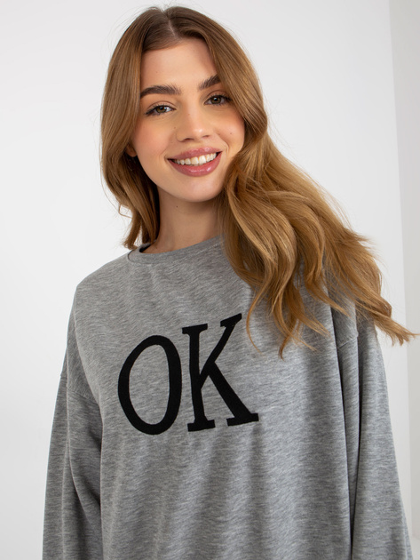 Hurt Szara luźna bluza oversize bez kaptura z haftem