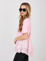 Jasnoróżowa bluzka oversize z krótkim rękawem 