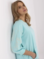 Miętowa damska bluza kangurka z rękawem 3/4 RUE PARIS 