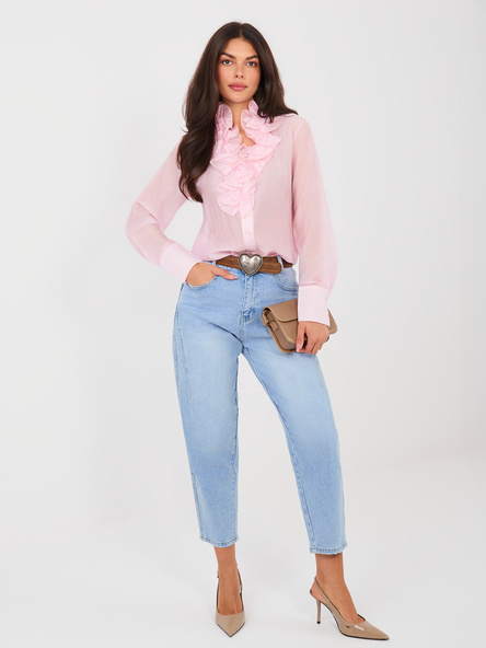 Niebieskie damskie jeansy mom z paskiem