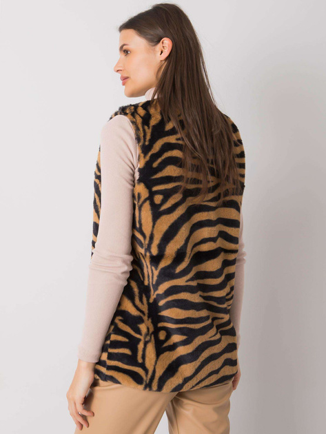 Beżowa futrzana kamizelka we wzory Raegen