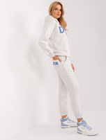 Hurtownia Jasnoszary melanżowy komplet dresowy z bluzą z kapturem