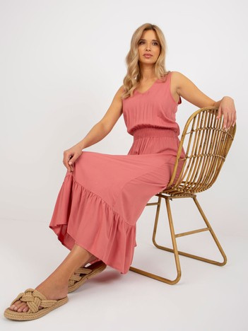 Hurt Ciemnoróżowa maxi sukienka z falbaną i gumką w pasie FRESH MADE