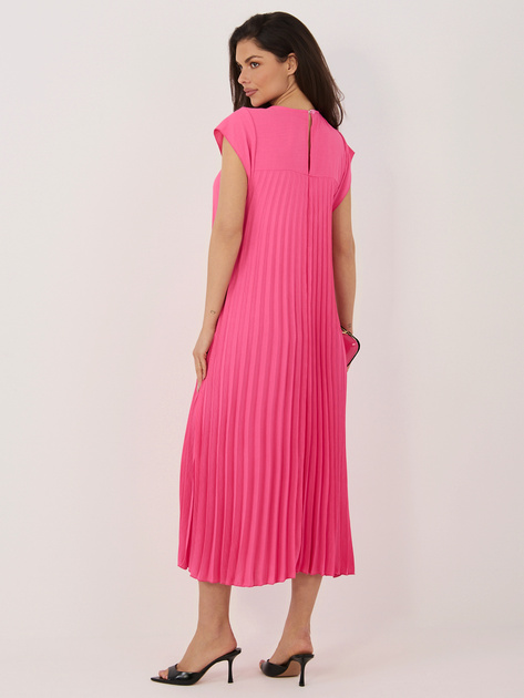 Ciemnoróżowa midi sukienka z plisowaniem RUE PARIS