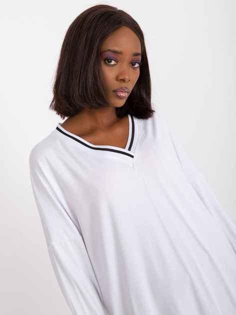 Biała bluzka na co dzień basic o luźnym kroju