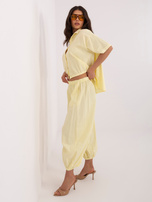 Jasnożółte sztruksowe spodnie bez zapięcia 