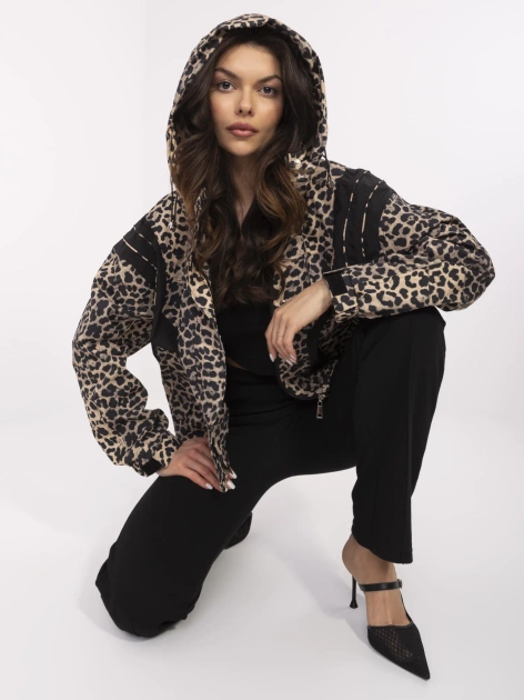 Czarno-camelowa kurtka wiatrówka z printem