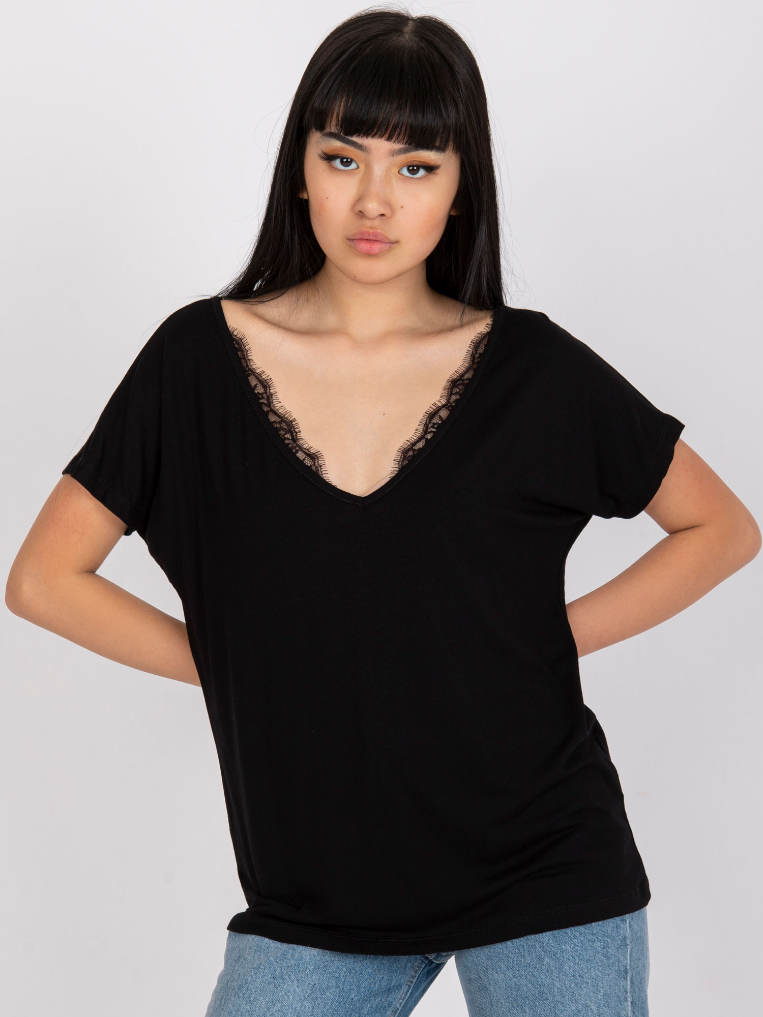 Schwarzes einfarbiges T-Shirt aus Viskose Aileen.