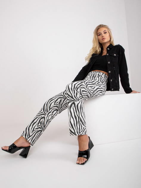 Czarna damska kurtka jeansowa z długim rękawem RUE PARIS