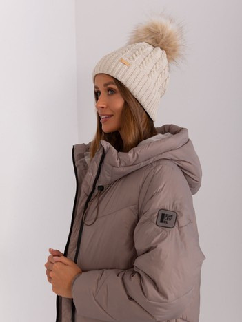 Hurt Beige winter hat with braids RUE PARIS.