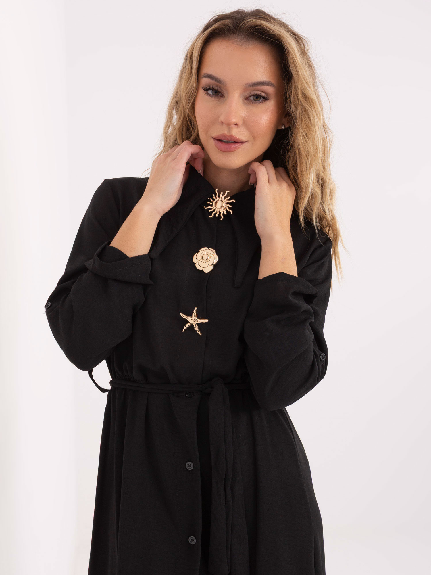 Schwarzes Hemdkleid mit Gürtel RUE PARIS.