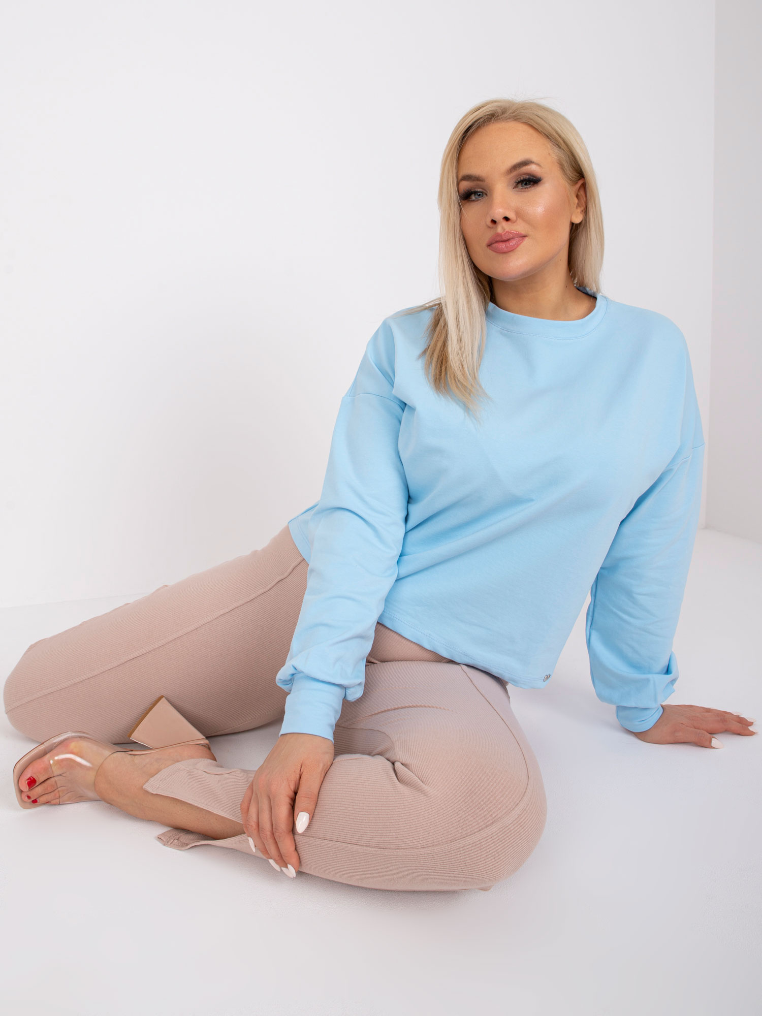 Jasnoniebieska bluza plus size z długim rękawem Florentia