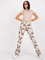 Beżowy t-shirt basic Peachy