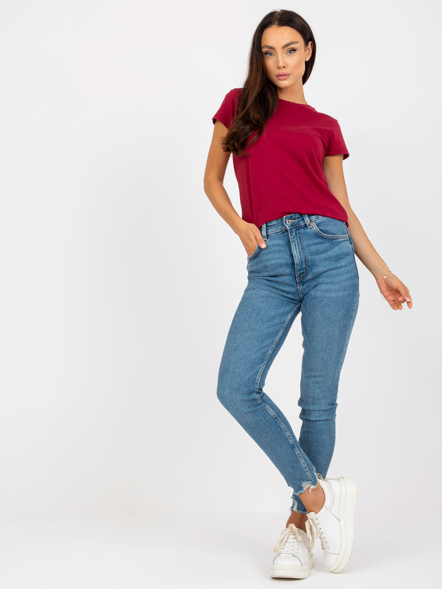 Bordowy t-shirt basic z okrągłym dekoltem