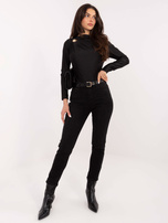 Czarne jeansy skinny ze średnim stanem 