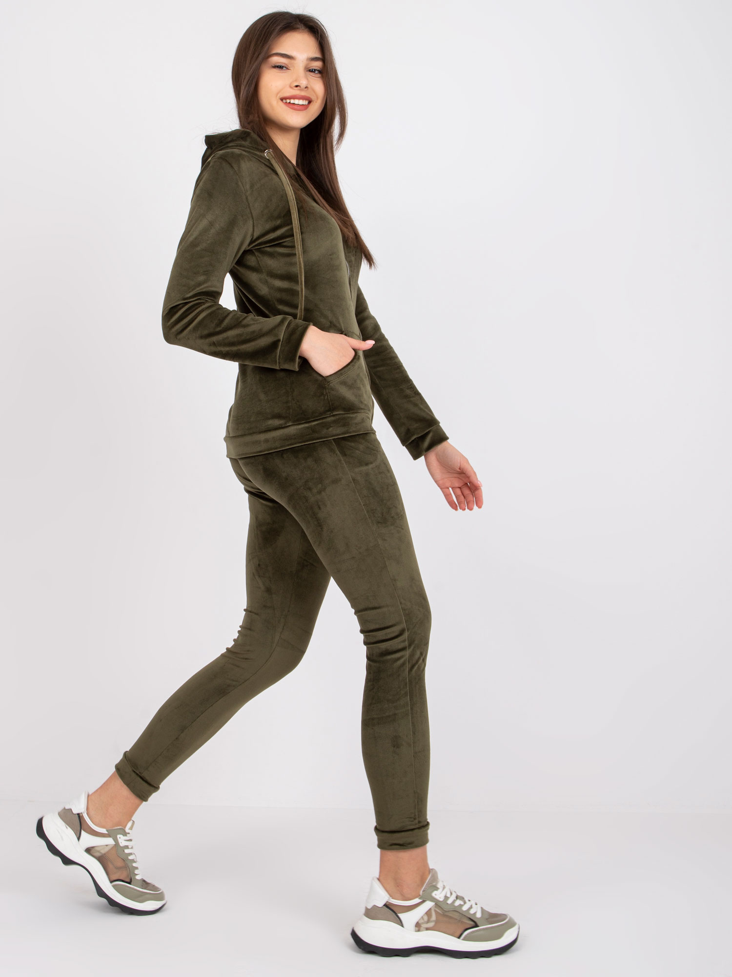 Khaki komplet welurowy z bluzą rozpinaną Ilaria 