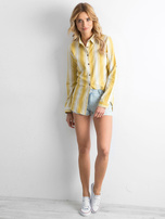 Jasnoniebieskie szorty jeansowe z perełkami