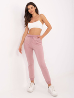 Brudnoróżowe dresowe spodnie jogger