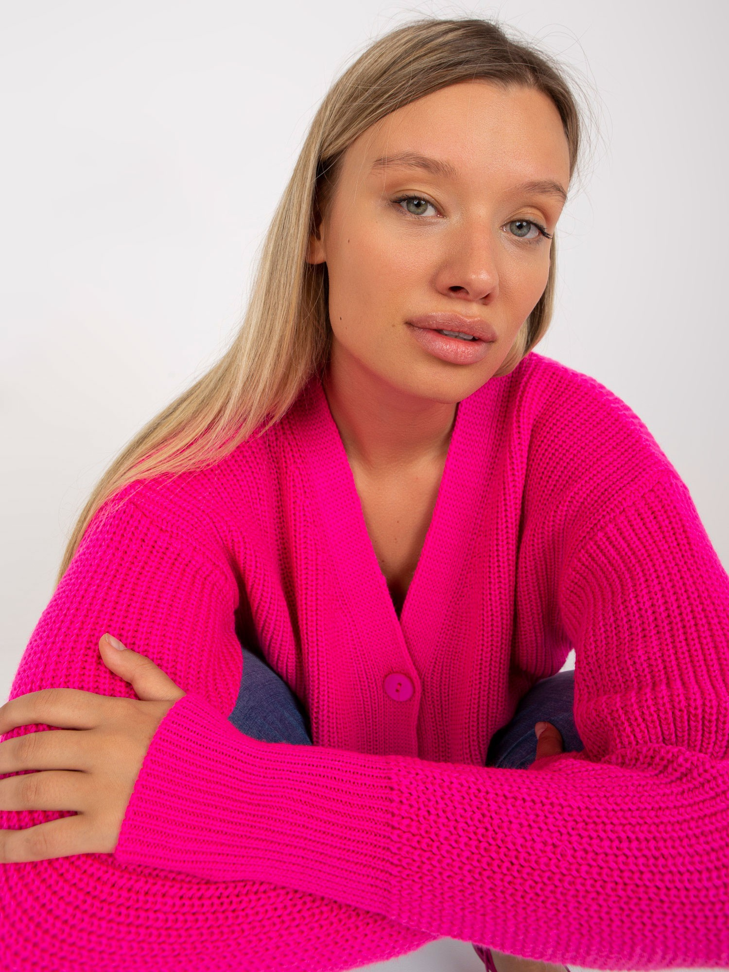Fluo różowy sweter rozpinany z zapięciem na guziki RUE PARIS