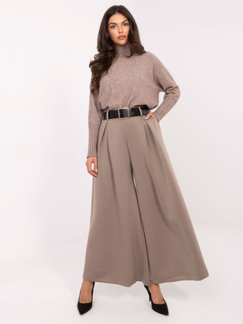 Beżowe dresowe spodnie z zakładkami