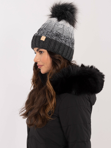 Hurt Ciemnoszara zimowa czapka w warkocze RUE PARIS