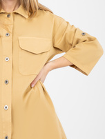 Camelowa koszulowa sukienka z kieszeniami  RUE PARIS 